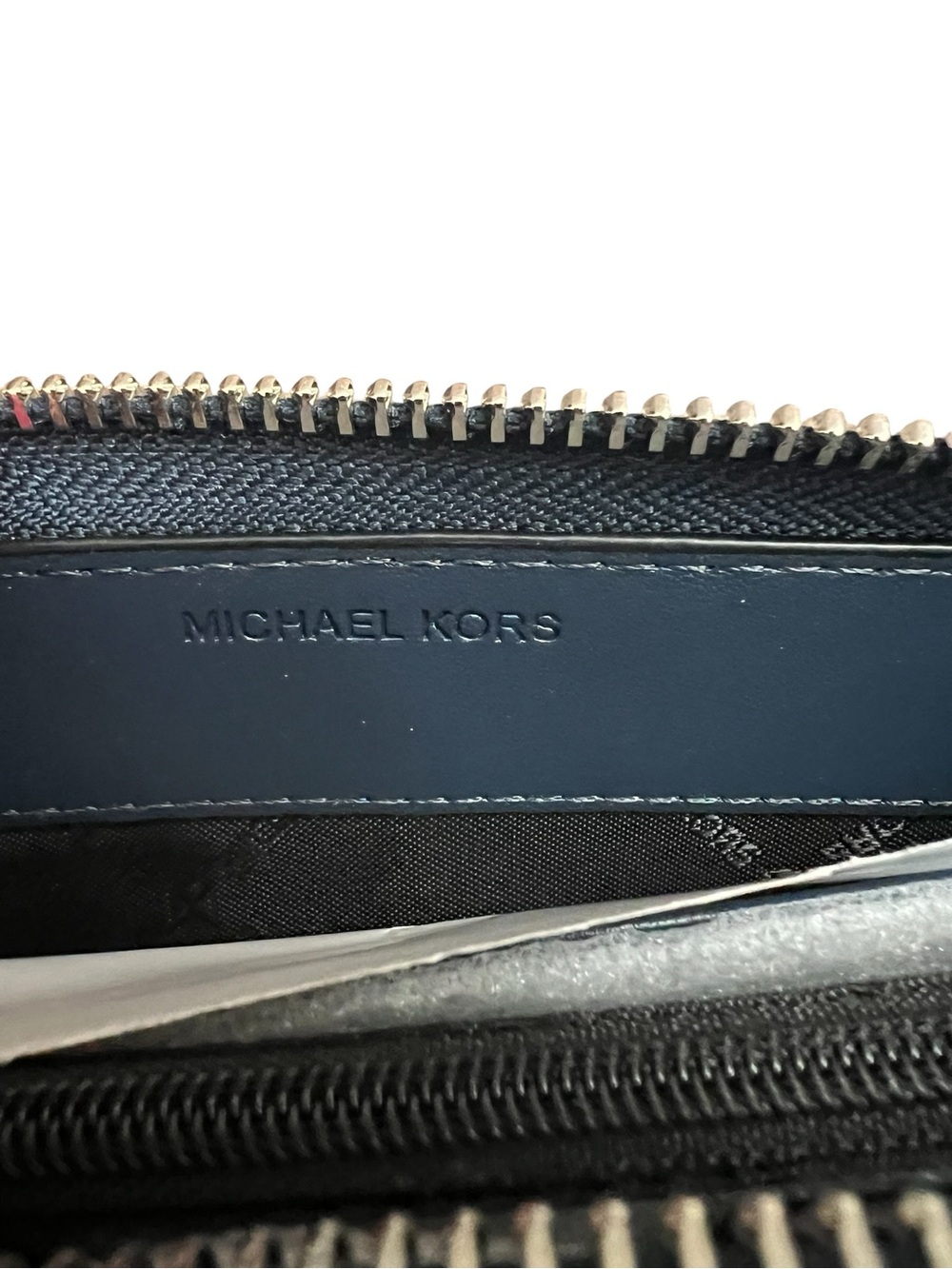 Fathers Day! Michael Kors Navy Textured MK Zip-Around Cooper wallet NWT - Picture 6 of 8